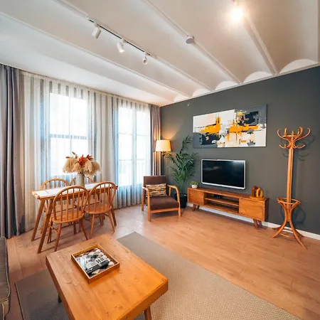Kuledibi Suites, Historical 2-bedroom No-1 * اسطنبول