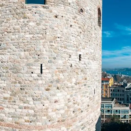 Kuledibi Suites, Historical 2-bedroom No-1 شقة اسطنبول