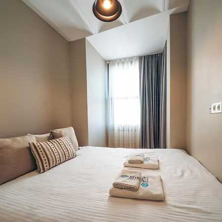 Kuledibi Suites, Historical 2-bedroom No-1 شقة اسطنبول